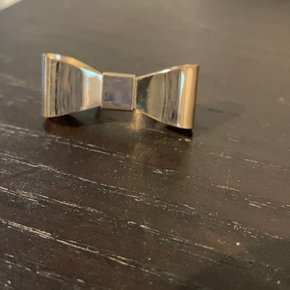 Oversized bow ring - Picture 1 of 5